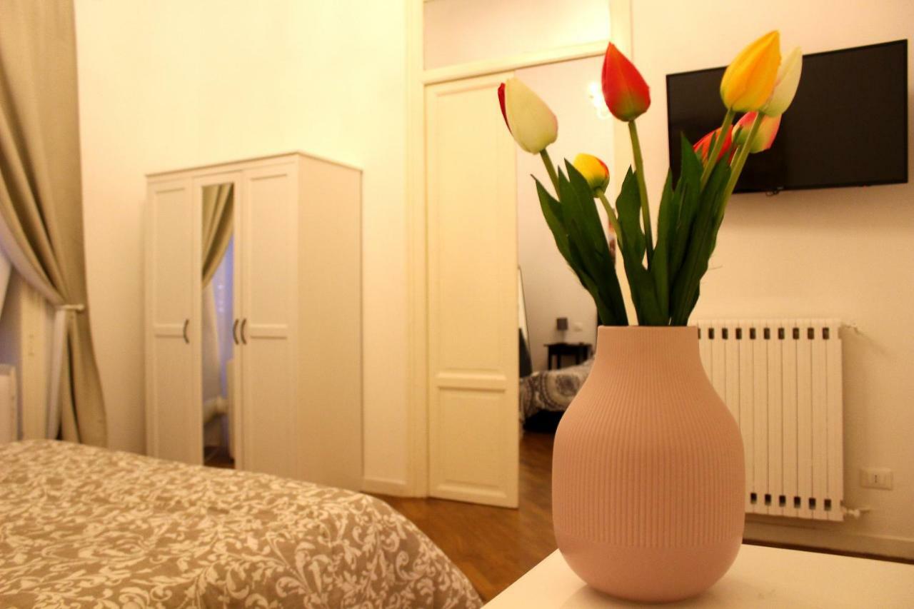 La Dimora Dell'Artista Apartment Palermo Bagian luar foto
